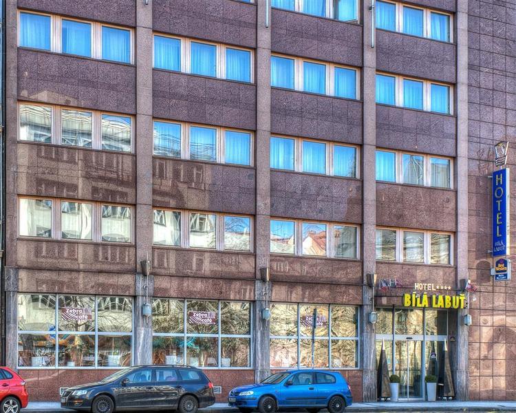 Hotel Luxury Family Bílá Labuť 4*
